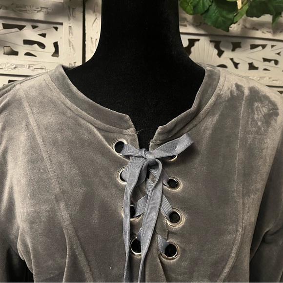 SPRING & MERCER MARVELOUS VELVETY SOFT & WARM SILVER GRAY LONG SLEEVE TOP - Picture 7 of 7
